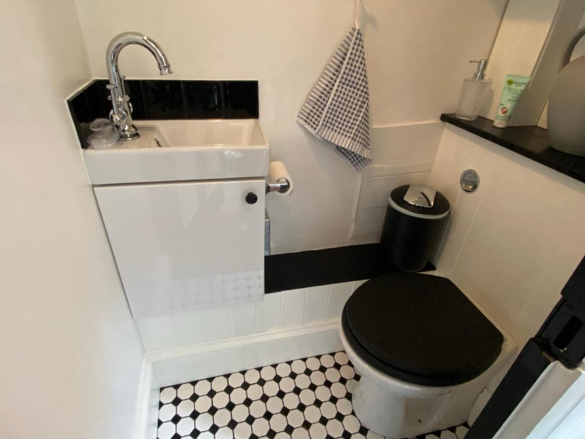Purlins Holiday Apartment Солсбери Экстерьер фото